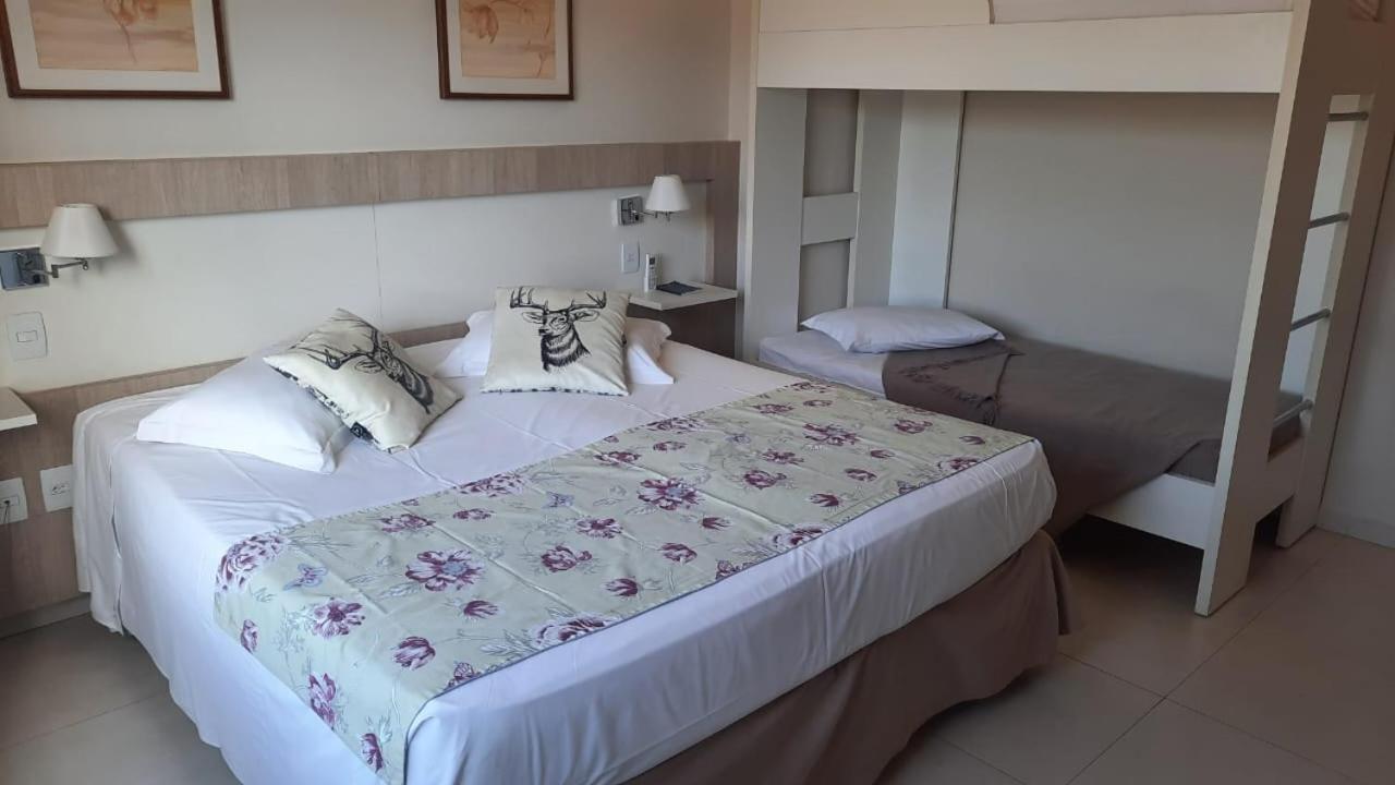 Lirio D'água Hotel 4*