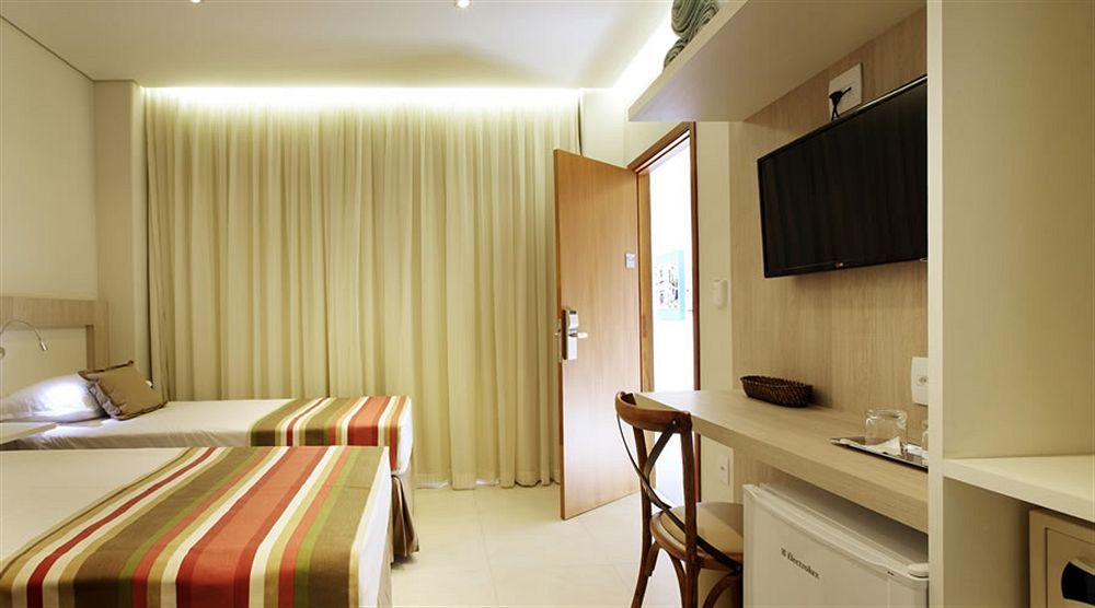 Lirio D'água Hotel
